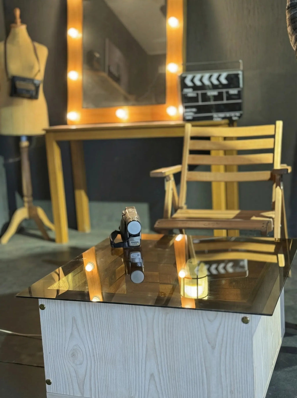 InfinityGlow Coffee Table with Led Lamp- White