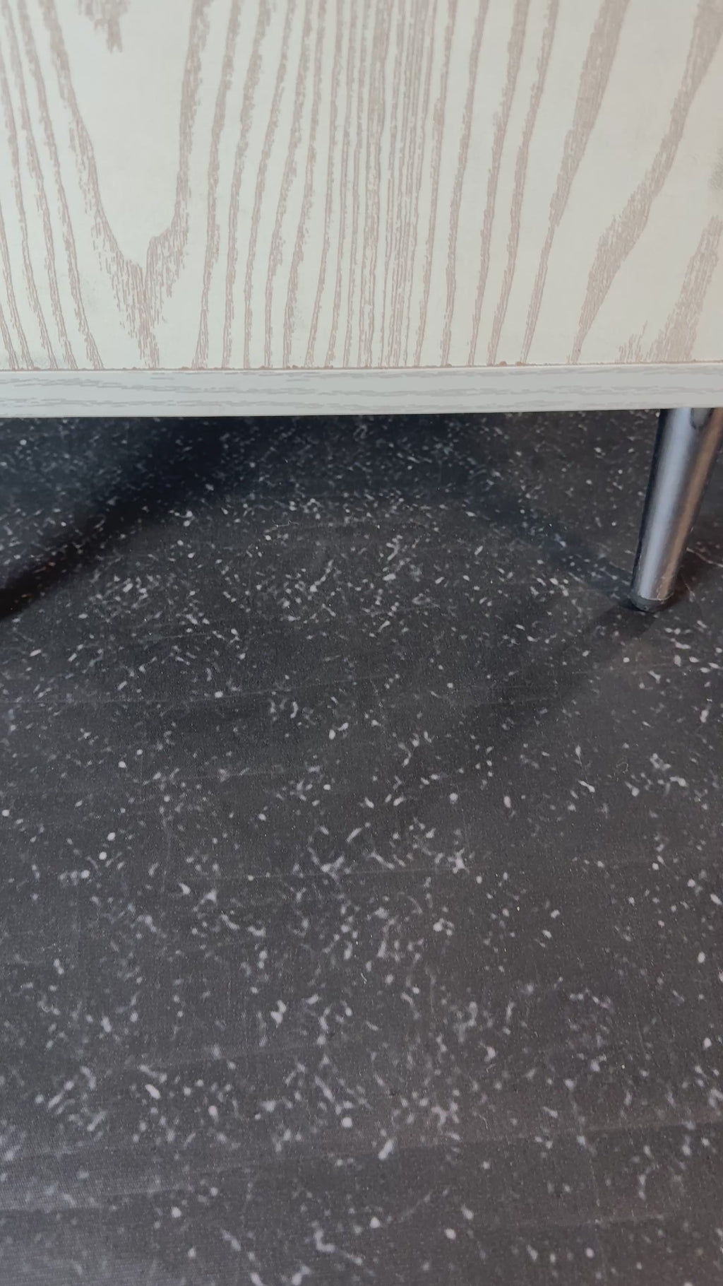 طاولة إنفينيتي جلو RGB اللانهائية – تصميم ذو عمق لا نهائي