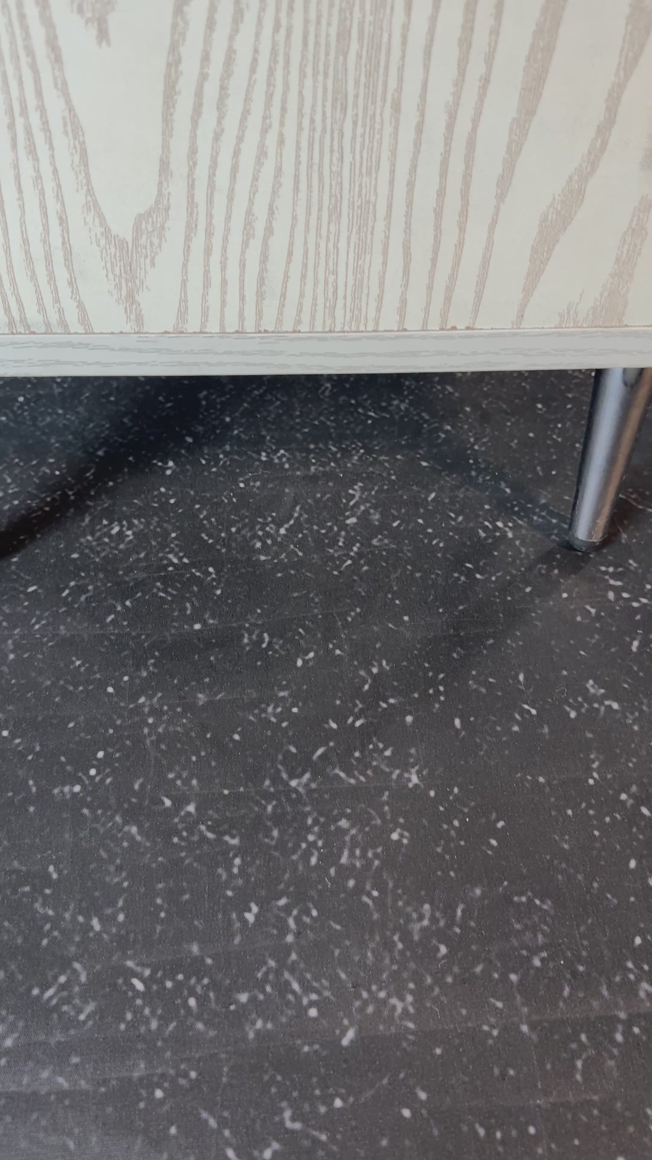 طاولة إنفينيتي جلو RGB اللانهائية – تصميم ذو عمق لا نهائي